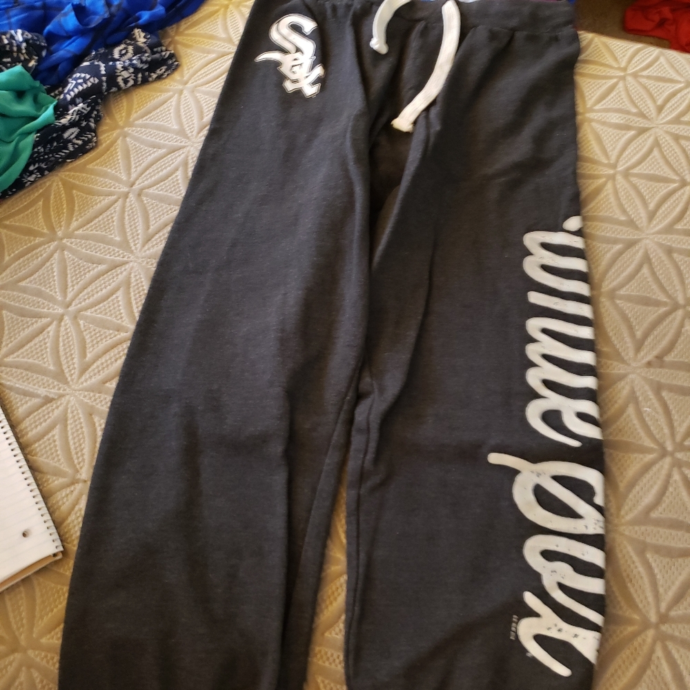 White Sox joggers
